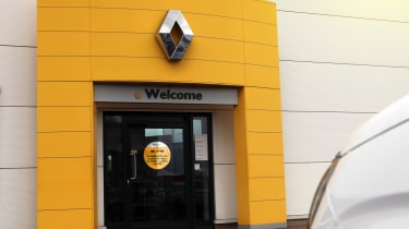 How to buy a car: car dealers reopen today - pictures 